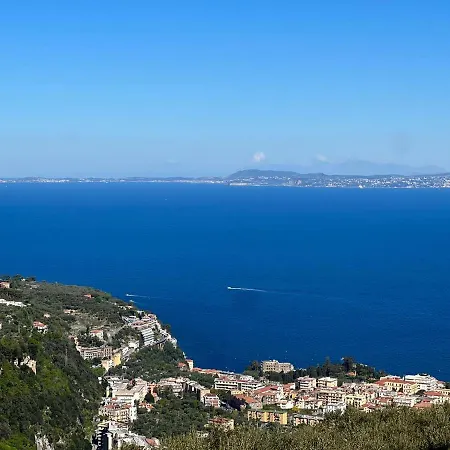 Agriturismo Le Grottelle SantʼAgata sui Due Golfi