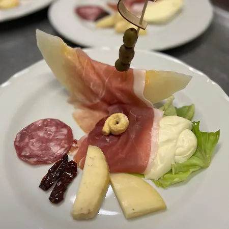 Bauernhof Agriturismo Le Grottelle SantʼAgata sui Due Golfi